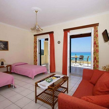 Natalia Apartment B With Panoramic Sea Views Of Agios Gordios Bay Kültér fotó
