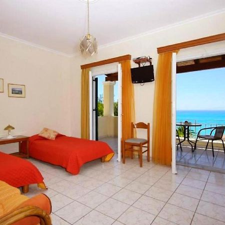 Natalia Apartment B With Panoramic Sea Views Of Agios Gordios Bay Kültér fotó