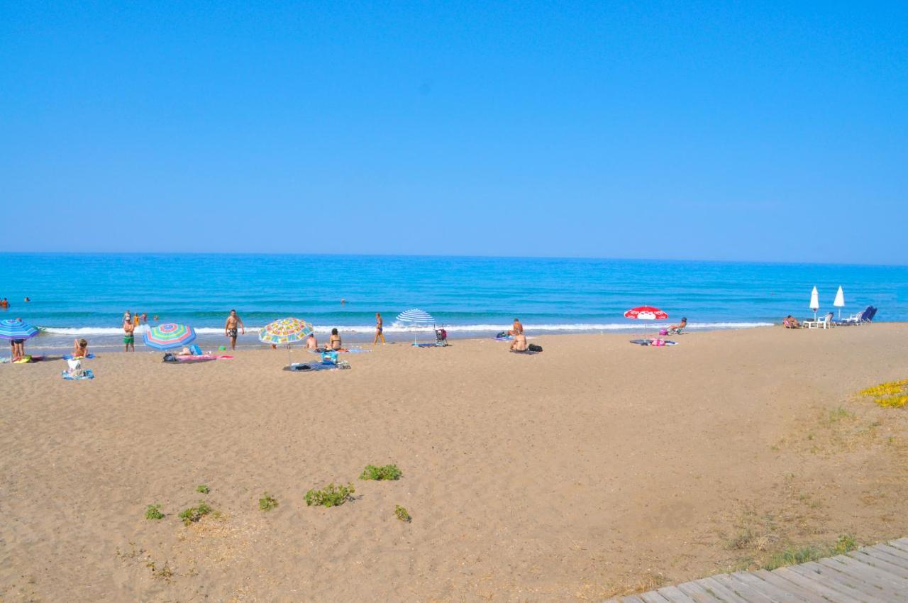 Natalia Apartment B With Panoramic Sea Views Of Agios Gordios Bay Kültér fotó