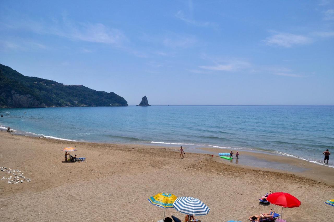 Natalia Apartment B With Panoramic Sea Views Of Agios Gordios Bay Kültér fotó