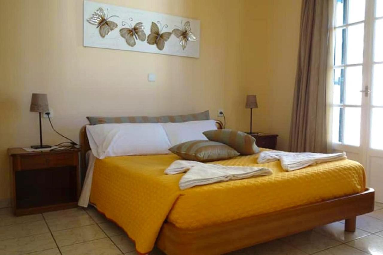 Natalia Apartment B With Panoramic Sea Views Of Agios Gordios Bay Kültér fotó