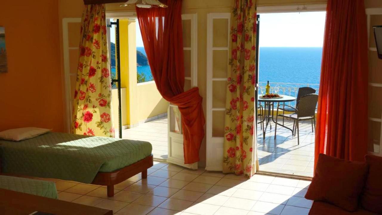 Natalia Apartment B With Panoramic Sea Views Of Agios Gordios Bay Kültér fotó