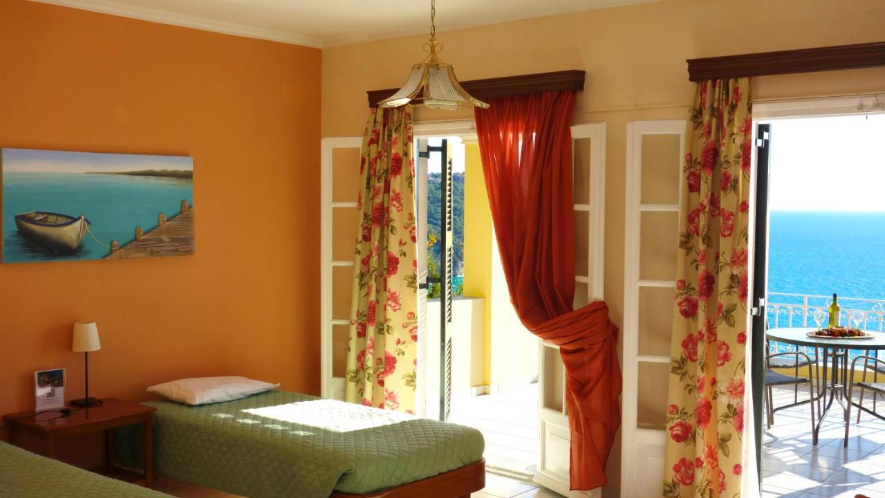 Natalia Apartment B With Panoramic Sea Views Of Agios Gordios Bay Kültér fotó